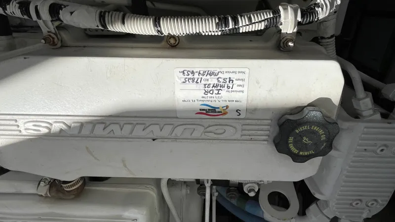  Yacht Photos Pics 2015 SEA RAY 410 SUNDANCER - Image 73