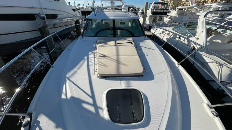  Yacht Photos Pics 2015 SEA RAY 410 SUNDANCER - Image 13