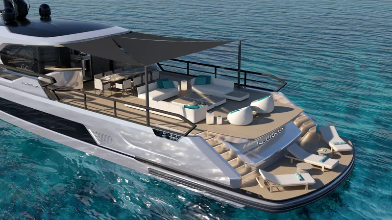 Aluna 87 Yacht Photos Pics 
