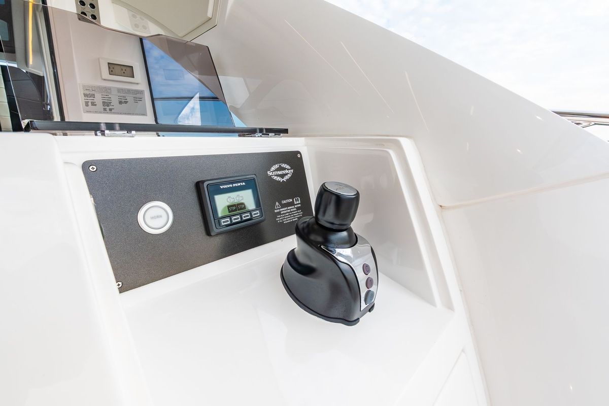2021 Sunseeker 60 