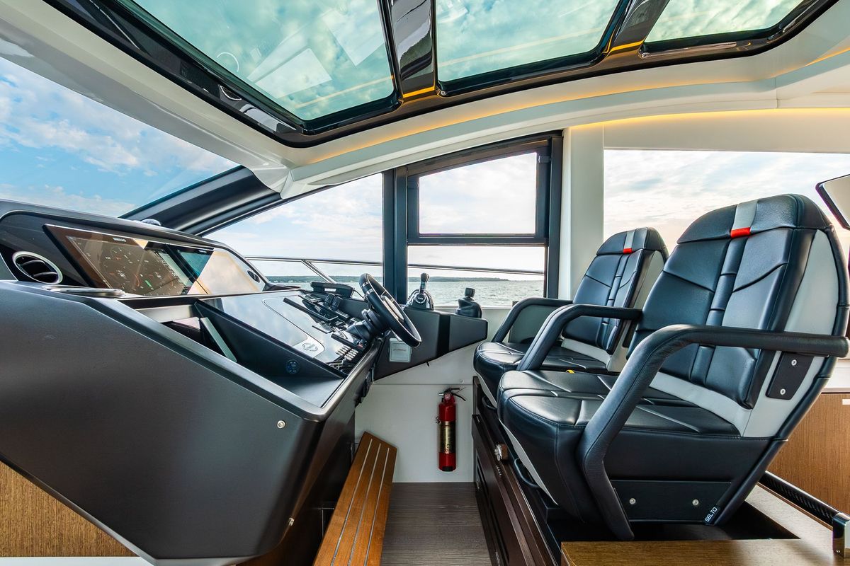 2021 Sunseeker 60 