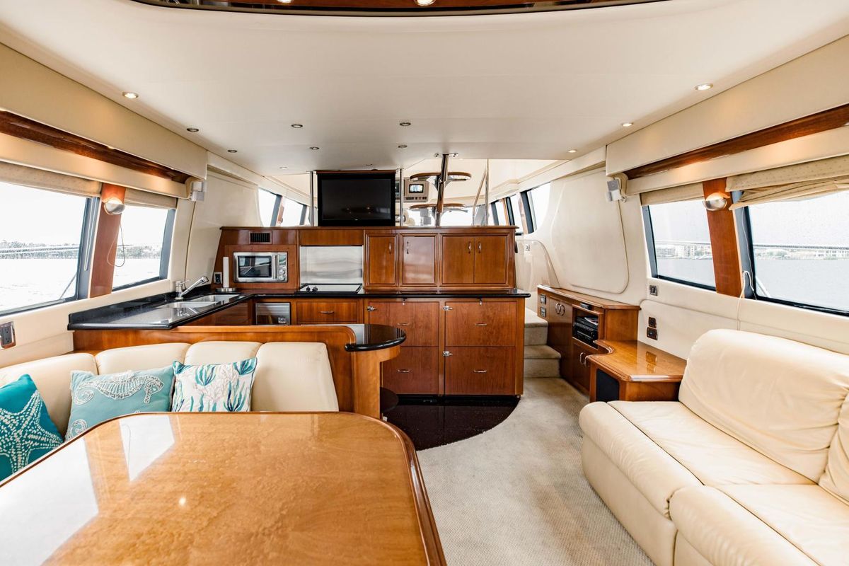 2004 Carver 56 