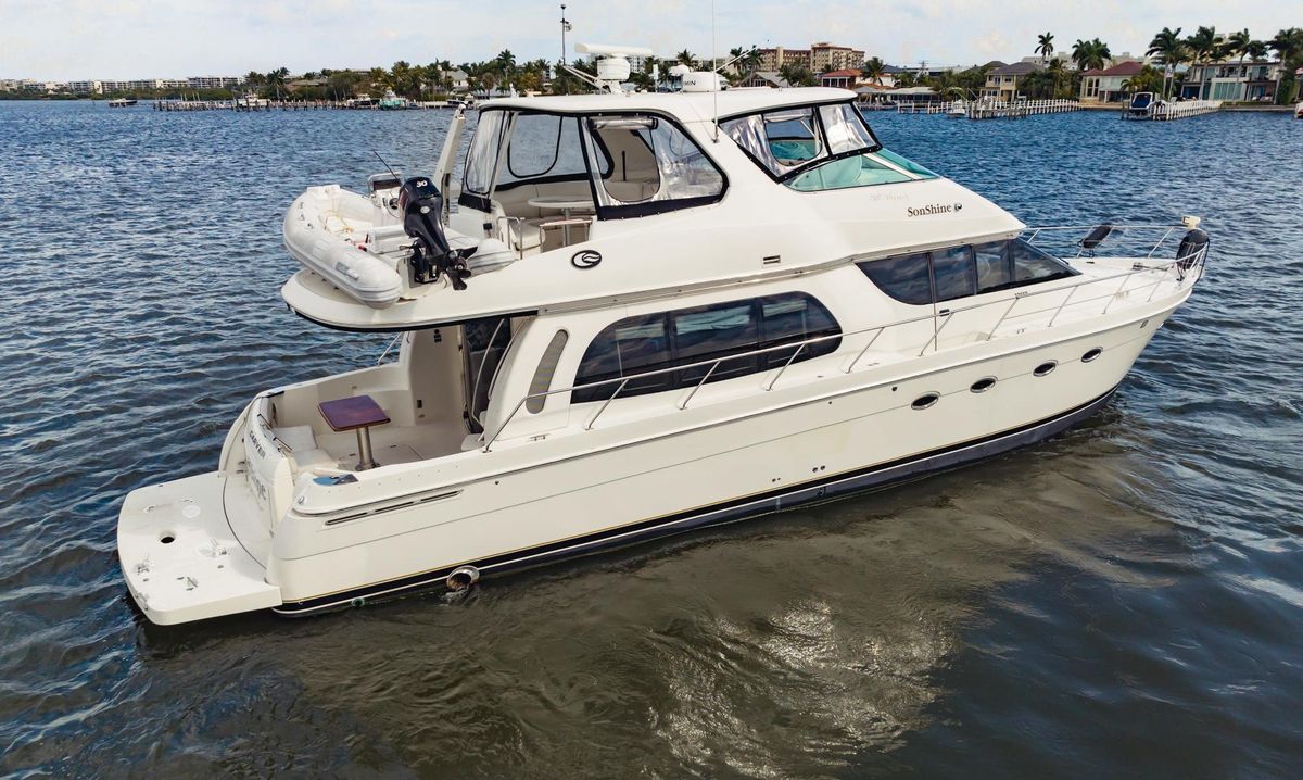 2004 Carver 56 