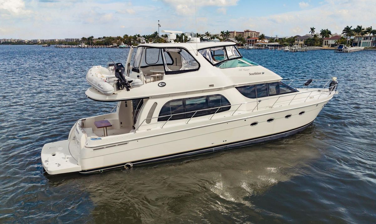 2004 Carver 56 