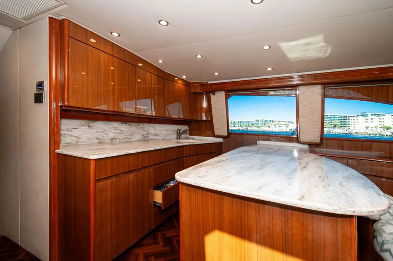Best Trait Yacht Photos Pics Viking 55 BEST TRAIT - Galley Counters