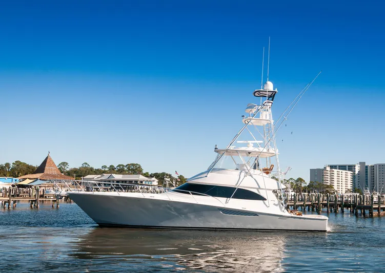 Best Trait Yacht Photos Pics Viking 55 BEST TRAIT - Port Profile
