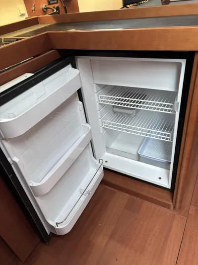 Private Sessions Yacht Photos Pics 