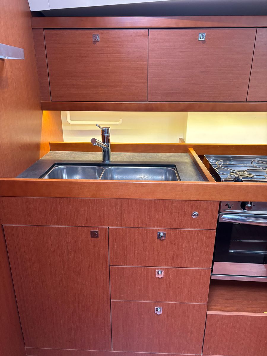 2018 Beneteau 45 