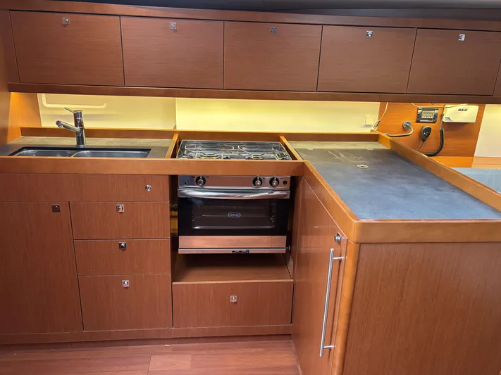 Private Sessions Yacht Photos Pics 