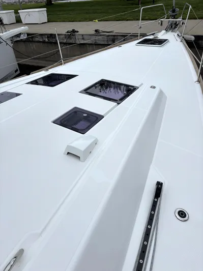 Private Sessions Yacht Photos Pics 2018 Beneteau Oceanis 45 yacht deck with sleek design and modern features.