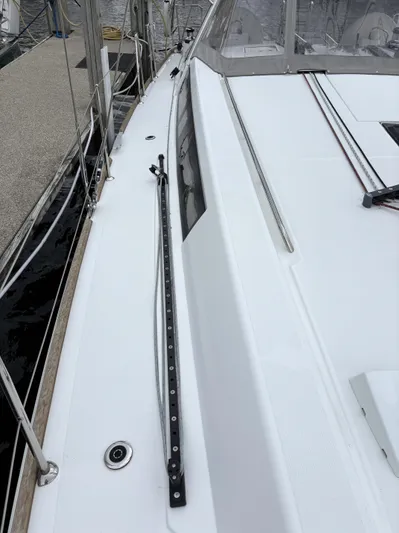 Private Sessions Yacht Photos Pics 2018 Beneteau Oceanis 45 yacht deck, featuring sleek design and modern fittings.