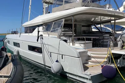 Lagoon 60
