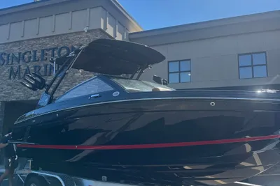 Cobalt R4 Surf