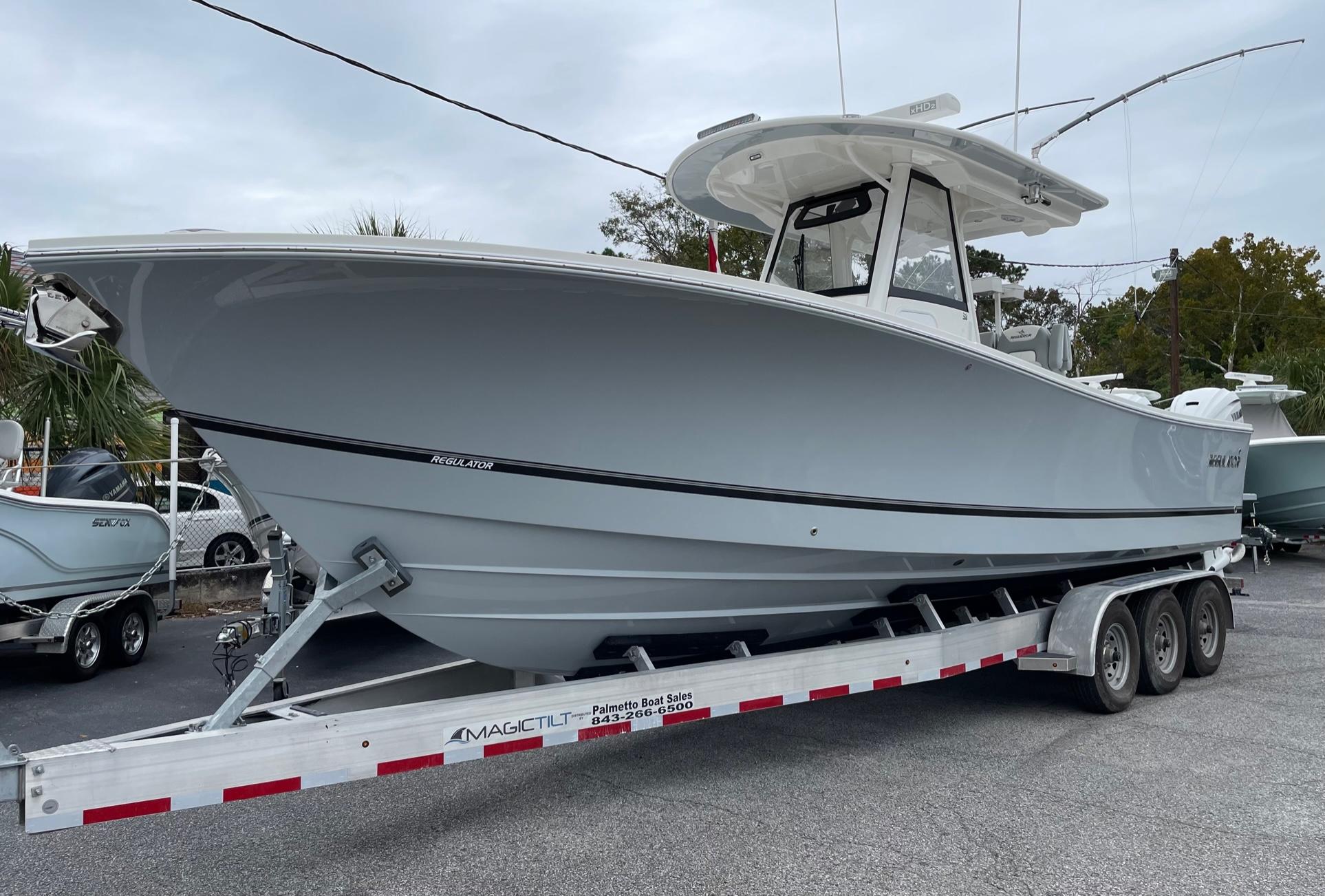 2021 Regulator 31 Barche a console centrale in vendita YachtWorld