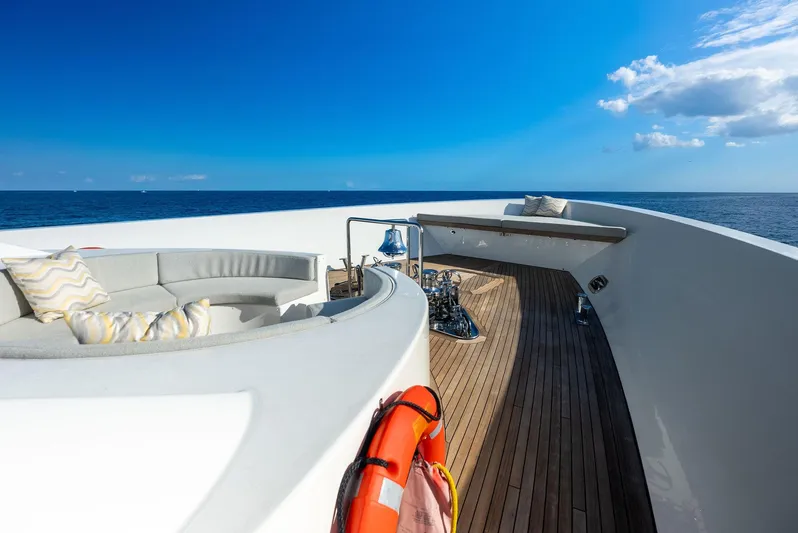 Antares Yacht Photos Pics 