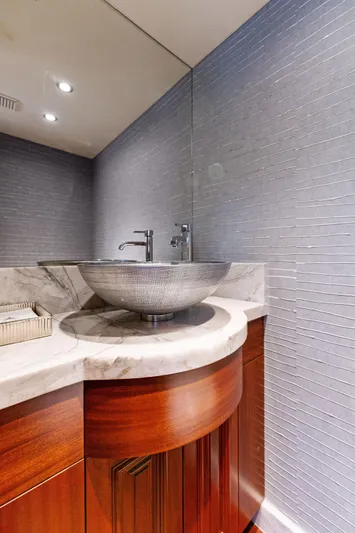 Antares Yacht Photos Pics 