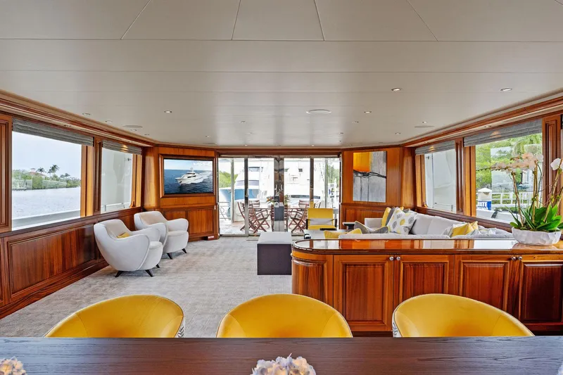 Antares Yacht Photos Pics 