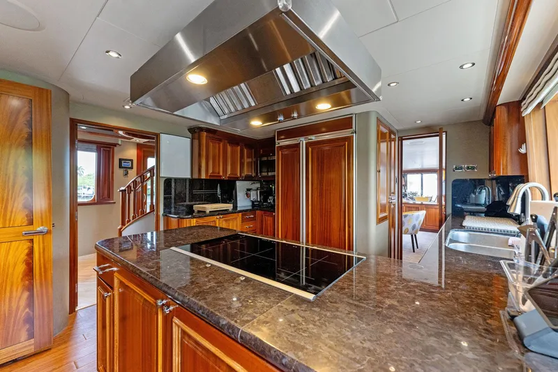 Antares Yacht Photos Pics 