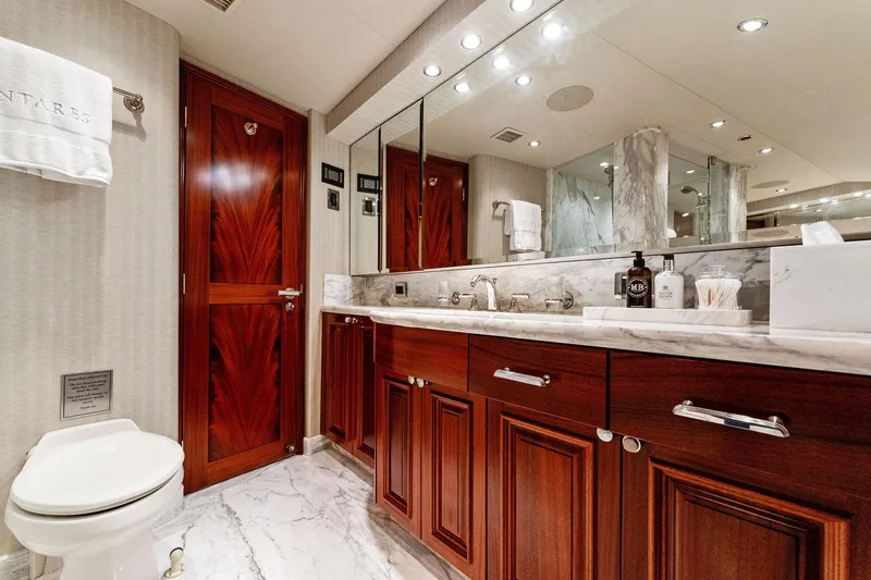 Antares Yacht Photos Pics 