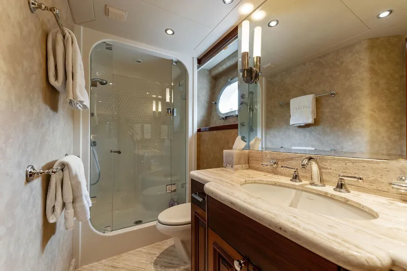 Antares Yacht Photos Pics 