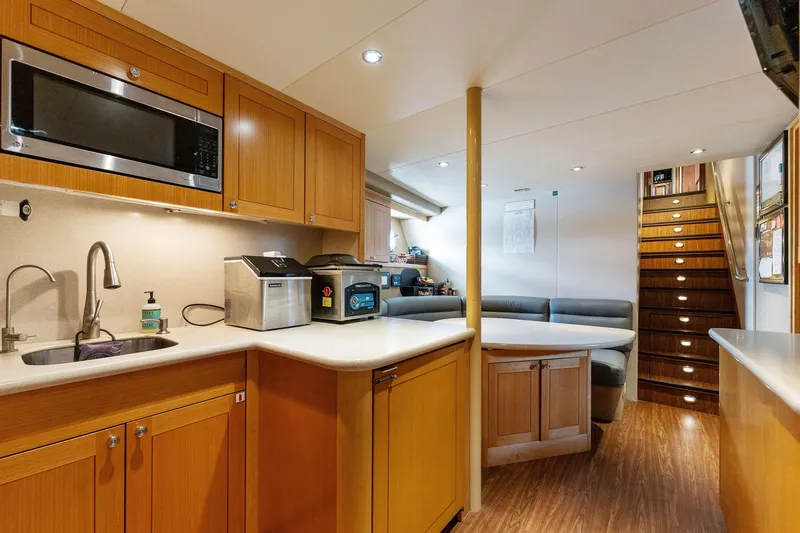 Antares Yacht Photos Pics 