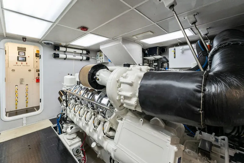 Antares Yacht Photos Pics 