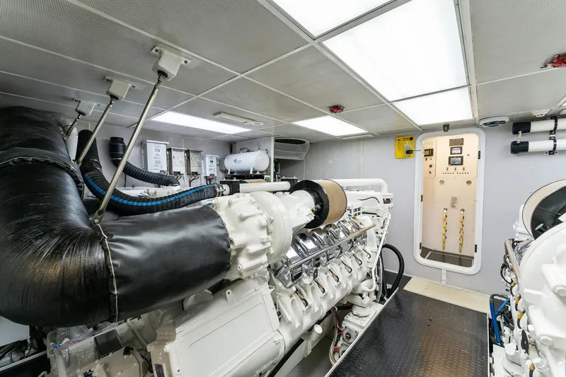 Antares Yacht Photos Pics 