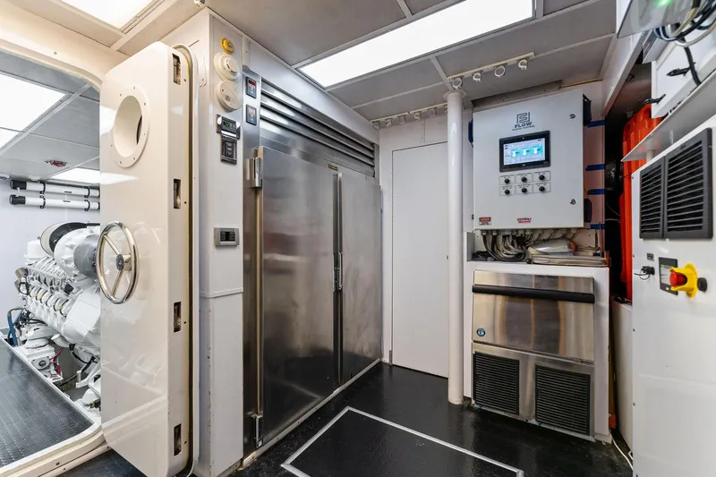 Antares Yacht Photos Pics 