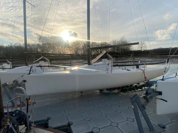 2013 J Boats J/70