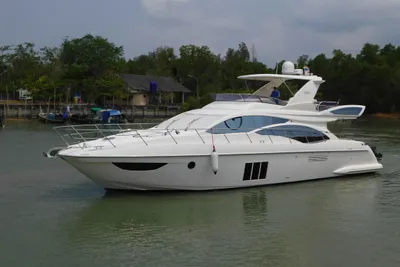 2011 Azimut 58 Fly