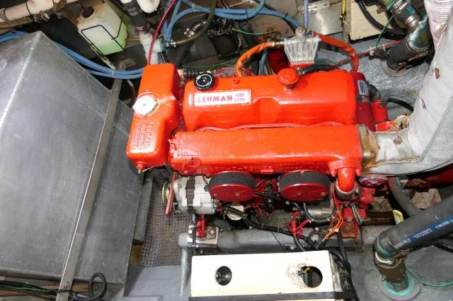 Spirit Yacht Photos Pics 1979 Roberts 54 engine compartment with Lehman diesel engine.