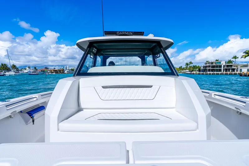  Yacht Photos Pics 2026 Hammer Yachts 35HH on water, showcasing sleek design and modern features.