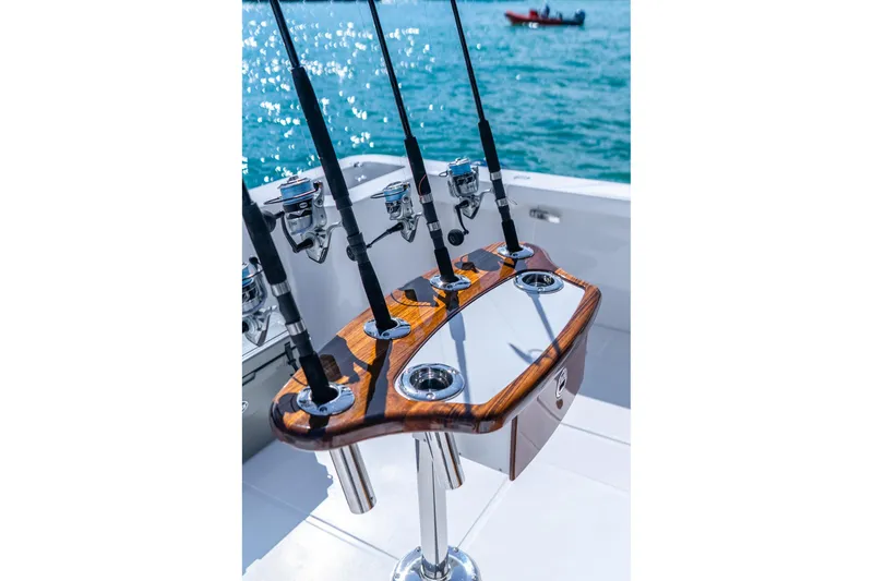  Yacht Photos Pics Fishing rods on Hammer Yachts 35HH, 2026 model, with ocean backdrop.