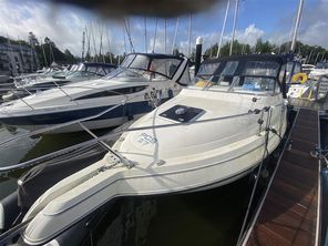 1998 Glastron 249 Gs