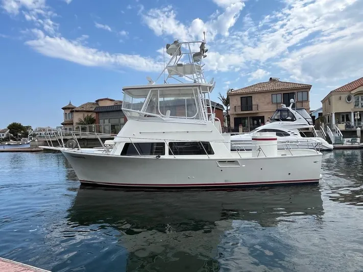 Caliente Yacht Photos Pics 