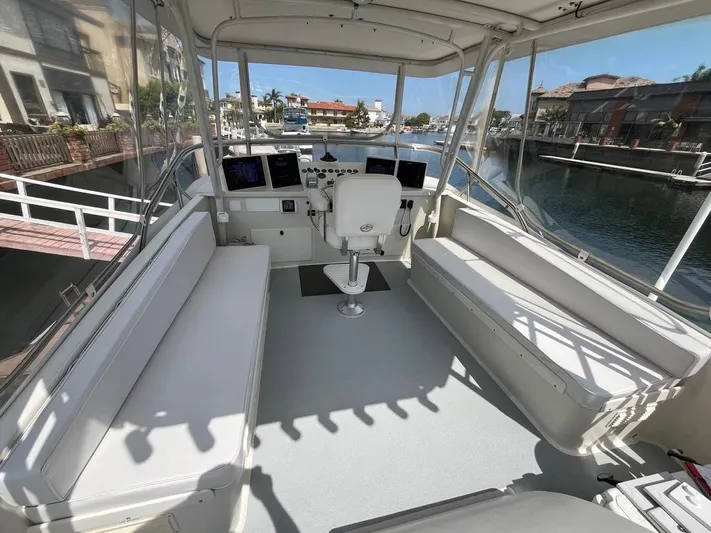 Caliente Yacht Photos Pics 