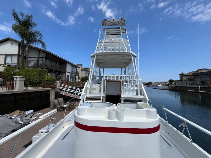 Caliente Yacht Photos Pics 