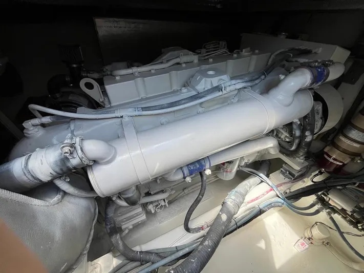 Caliente Yacht Photos Pics 