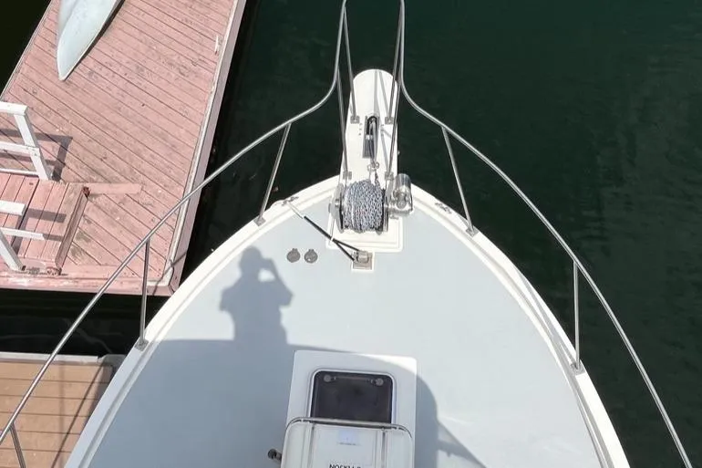 Caliente Yacht Photos Pics 