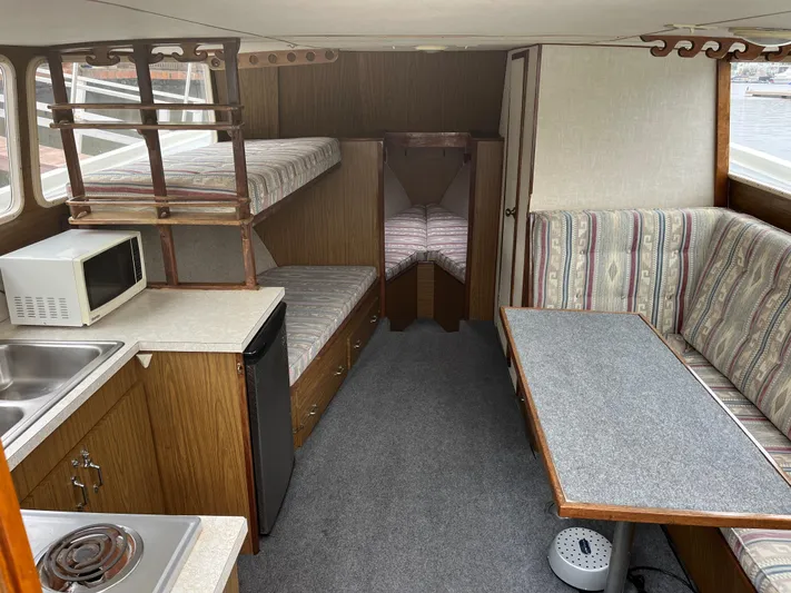 Caliente Yacht Photos Pics 