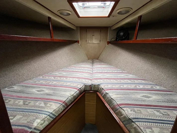 Caliente Yacht Photos Pics 