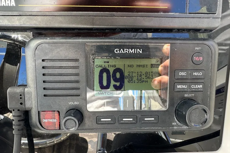 World Cat 296 Dc Yacht Photos Pics Garmin marine radio on 2020 World Cat 296 DC, displaying channel 09.