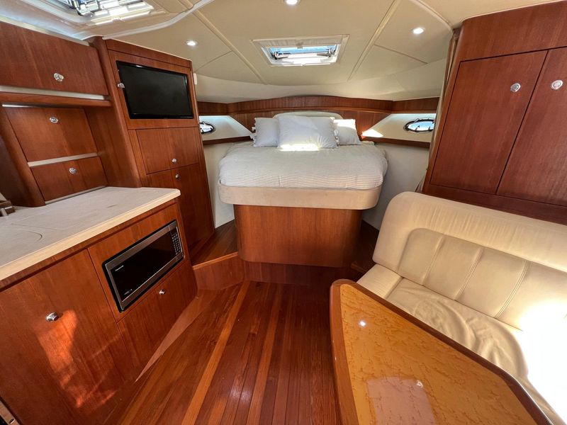 2005 Tiara Yachts 3200 Open