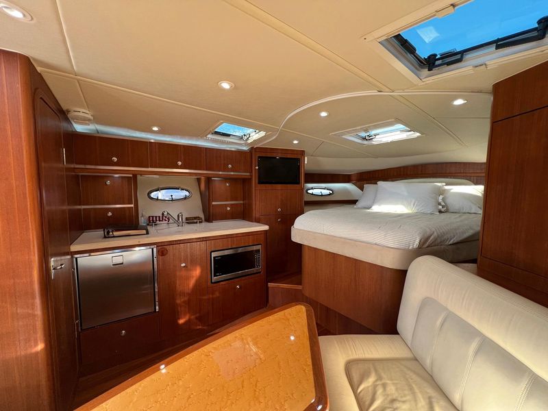 2005 Tiara Yachts 3200 Open