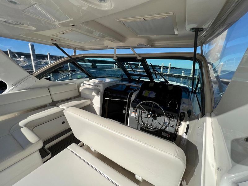 2005 Tiara Yachts 3200 Open