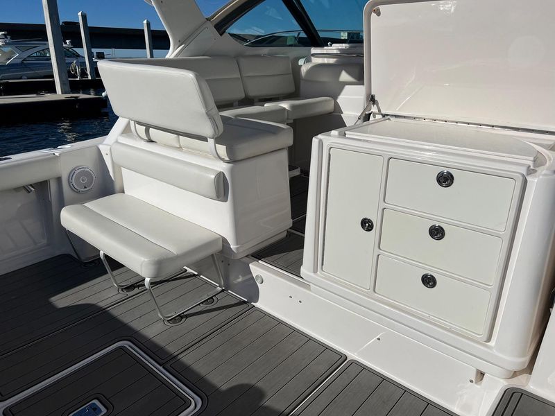 2005 Tiara Yachts 3200 Open