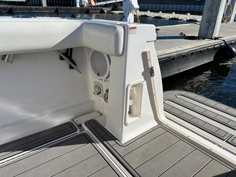 2005 Tiara Yachts 3200 Open