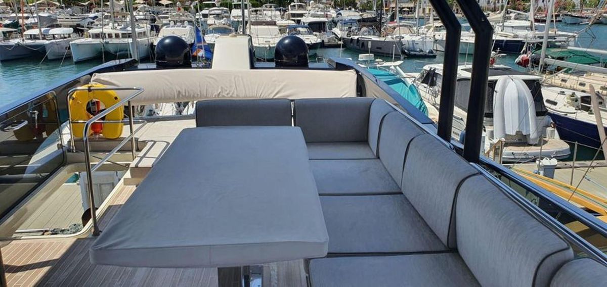 2014 Monte Carlo Yachts 60 