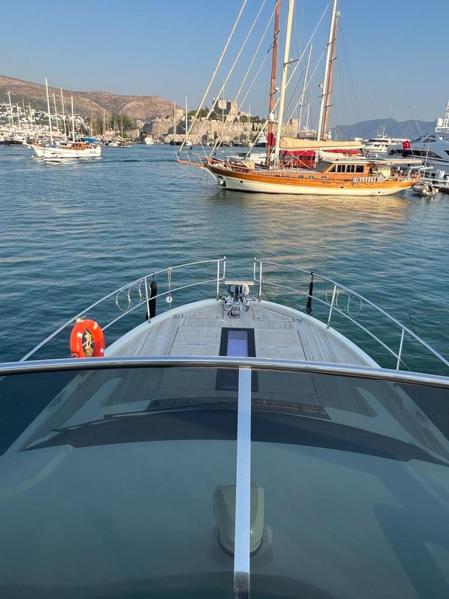 2014 Monte Carlo Yachts 60 