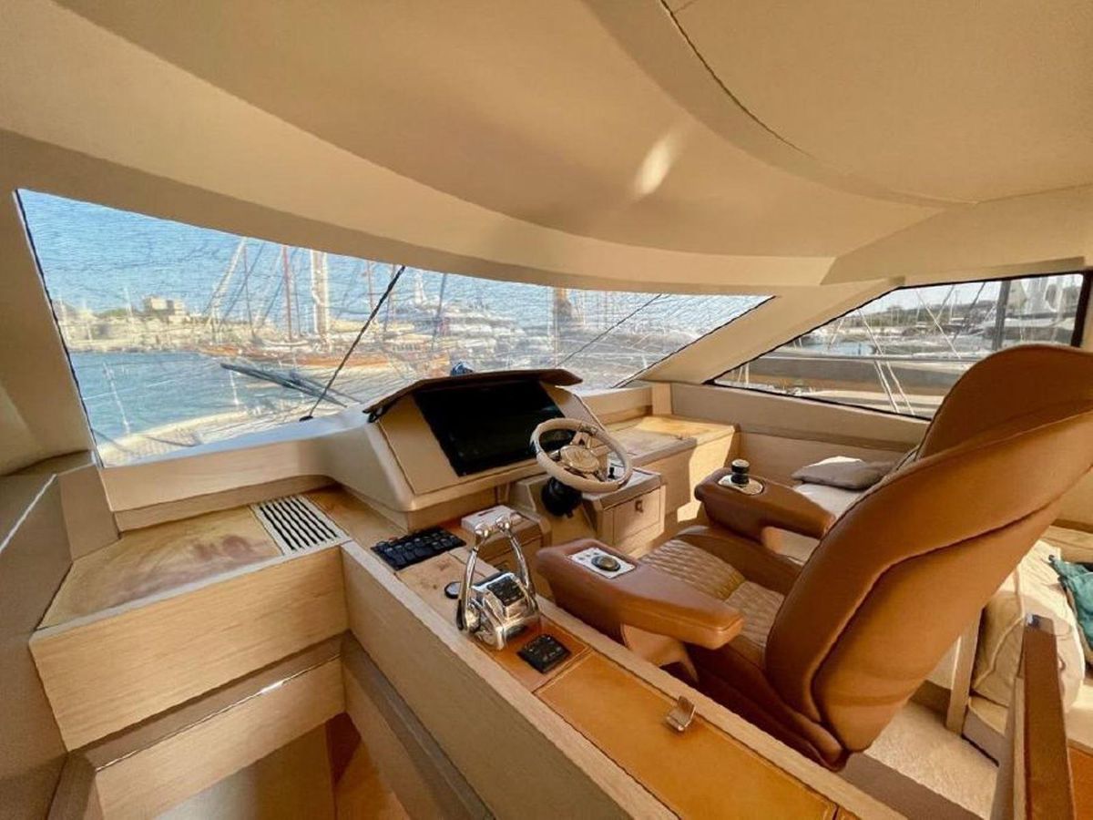 2014 Monte Carlo Yachts 60 